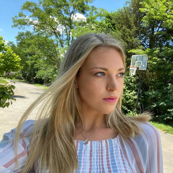 olivia_m7